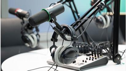 Bild: Sebastian Kahnert/dpa
Zum ersten Mal werden im Mai die Deutschen Podcast Awards verliehen.