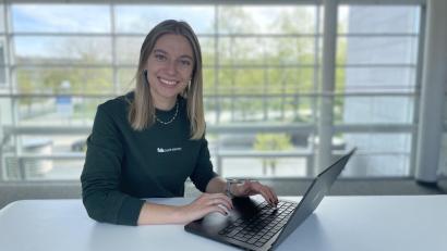 Bild: Paulina Schmidt
Leonie Wagner möchte mit Mount Memory Räume schaffen, sodass sich Menschen gemeinsam an eine verstorbene Person erinnern können.