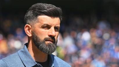 Bild: Swen Pförtner/dpa
Schalke-Trainer Miron Muslic hat einen Appell an die Fans gerichtet.