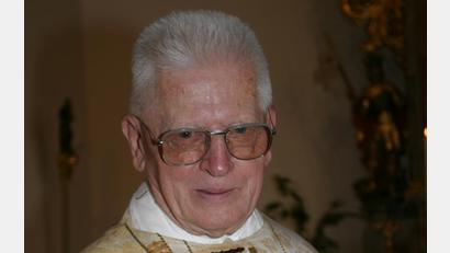 Archivbild: pi
Pater Karl Hartl ist mit 93 Jahre gestorben.