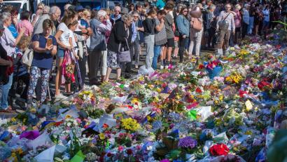 Bild: David Alexander/SNPA/AAP/dpa
Bei dem rassistisch motivierten Anschlag in Christchurch starben 51 Menschen. (Archivbild)
