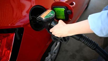 Bild: Philip Dulian/dpa
Die Spritpreise ziehen vor dem Inkrafttreten der erhofften Preisbremse etwas an. (Illustration)