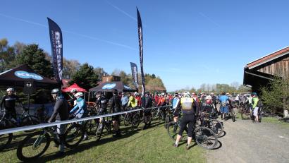 Bild: Markus Frank
Start der Grenzland Gravel-Touren am Festplatz in Schwarzenbach