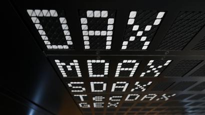 Symbolbild: Arne Dedert/dpa
Die Börsenweisheit „Sell in May“ verliert 2026 an Bedeutung.