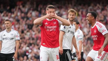 Bild: Kin Cheung/AP/dpa
Arsenals Viktor Gyökeres war beim 3:0 gegen Fulham mit einem Doppelpack und einer Torvorlage der Mann des Spiels.
