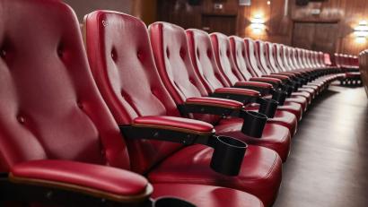Bild: Oliver Berg/dpa
Am Karfreitag ins Kino gehen ist möglich - aber nicht alle Filme dürfen gezeigt werden. (Symbolbild)