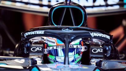 Bild: Rebecca Blackwell/Pool AP/AP/dpa
Mercedes-Teenager Kimi Antonelli rast zur Pole Position in Miami.