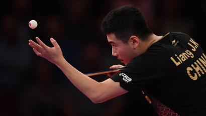 Bild: Carmen Jaspersen/dpa
Historische Niederlage: Chinas Tischtennis-Spieler Liang Jingkun.