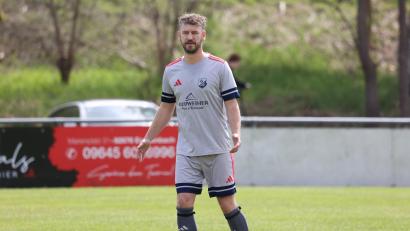 Bild: Dieter Jäschke
Benjamin Scheidler, Spielertrainer des SC Eschenbach, hat die Hoffnung auf den Direktverbleib in der Kreisliga Nord noch nicht aufgegeben.