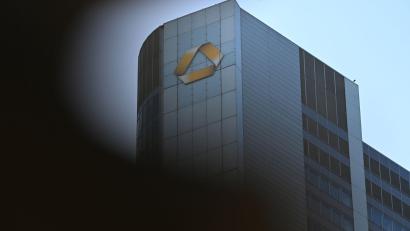 Bild: Michael Brandt/dpa
Wird die Commerzbank von der Unicredit übernommen? Die Italiener machen Druck. (Archivbild)