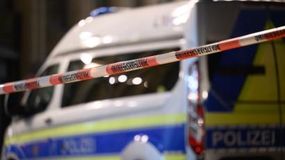 Bild: Hendrik Schmidt/dpa
Nach der mutmaßlichen Amokfahrt in Leipzig sind weiterhin viele Fragen offen.