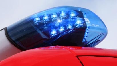 Symbolbild: Stephan Jansen / dpa
Ein Schadensgutachter und ein Brandursachenforscher haben den Brand Mitte April in einem Einfamilienhaus in Irchenrieth untersucht. Das Polizeipräsidium Oberpfalz hat nun die Brandursache bekanntgegeben.