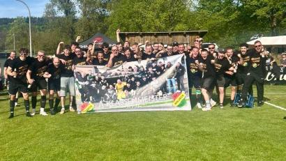 Bild: SV Waldeck
Am Sonntag machte der SV Waldeck die Meisterschaft in der A-Klasse West perfekt.