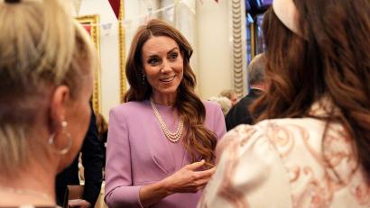 Bild: Aaron Chown/PA Wire/dpa
Die britische Prinzessin Kate bricht in der kommenden Woche zu ihrer ersten offiziellen Auslandsreise seit ihrer Krebsbehandlung auf. (Archivbild)
