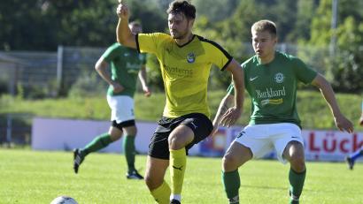 Bild: Hubert Ziegler
Christopher Meller (rechts) verlässt den FC Wernberg zur kommenden Saison.