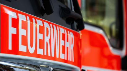 Bild: Soeren Stache/dpa
Der durch das Feuer entstandene Schaden ist enorm. (Symbolbild)