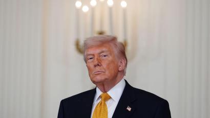 Bild: Julia Demaree Nikhinson/AP/dpa
Trump gibt sich demonstrativ zuversichtlich mit Blick auf einen Deal mit dem Iran.
