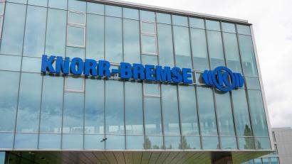 Bild: Peter Kneffel/dpa
Knorr-Bremse steigert seinen Profit durch Sparmaßnahmen. (Archivbild)
