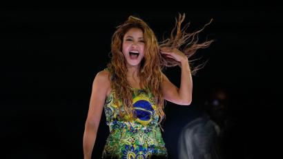 Bild: Silvia Izquierdo/AP/dpa
Shakira wird den offiziellen Song zur WM 2026 singen. (Archivbild)