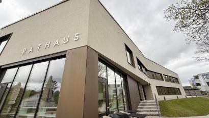 Bild: Gabi Schönberger
Im Rathaus in Weiherhammer werden am Dienstag die Stellvertreter von Bürgermeister Julian Kraus gewählt. Wer es wird, ist derzeit noch unklar.