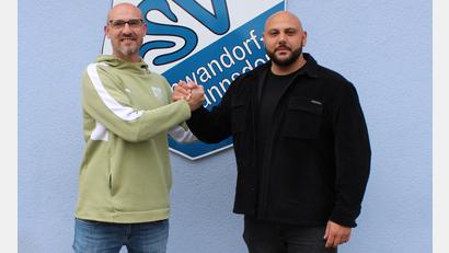 Bild: Marco Schmidt
Erkan Kara (rechts) übernimmt zur kommenden Saison gemeinsam mit Mario Albert die sportliche Leitung beim SV Schwandorf-Ettmannsdorf.