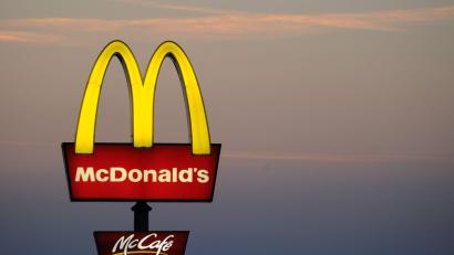 Symbolbild: Tobias Hase/dpa
In Altenstadt/WN soll am Standort „Am Laintrad“ eine neue McDonald's-Filiale entstehen.