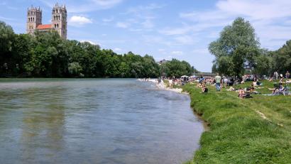 Bild: Sven Hoppe//dpa
In der Isar wurde ein Toter entdeckt. (Symbolbild)