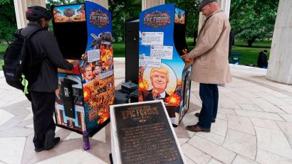 Bild: Manuel Balce Ceneta/AP/dpa
Unbekannte haben ein neues Videospiel zu Ehren Trumps entwickelt.