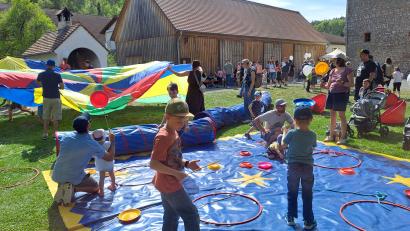 Bild: pop
Kunterbunt war das zweite Kinderfest in Schmidmühlen.