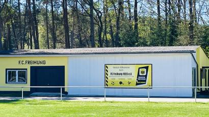 Bild: Gerhard Krones
Das Haushaltskonsolidierungskonzept zwingt zu Sparmaßnahmen, sonst keine Aussicht auf Stabilisierungshilfe. Die Fördergelder für die Jugendarbeit der kommunalen Vereine, wie zum Beispiel den FC Freihung, wurden gestrichen. Neue Förderrichtlinien müssen erarbeitet werden.