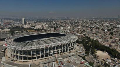 Bild: Fernando Llano/AP/dpa
Im Eröffnungsspiel im Aztekenstadion in Mexiko-Stadt treffen am 11. Juni Mexiko und Südafrika aufeinander. (Archivbild)