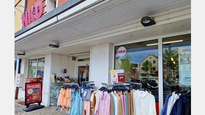 Bild: Thomas Dobler
Die Entscheidung für den Umzug der NKD-Filiale kommt überraschend. Noch Ende August 2025 hatte die Unternehmenszentrale erklärt, dass der Standort am Marktplatz bestehen bleiben solle.