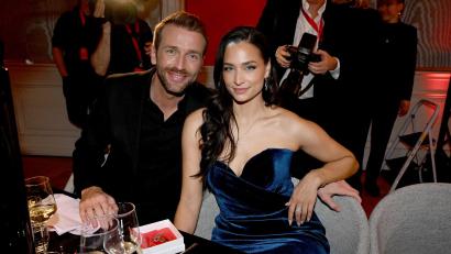 Bild: Felix Hörhager/dpa
„Wir erwarten ein Baby“, hat Amira Aly der „Bild“-Zeitung verraten. (Archivbild)