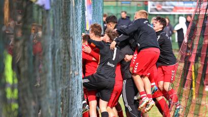 Bild: Dieter Jäschke
Spielszene aus dem Relegationsspiel zwischen dem SC Schwarzenbach und der SG Waidhaus/Pfrentsch/Neukirchen.