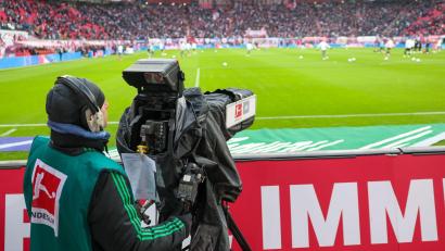 Bild: Jan Woitas/dpa
Die Medienerlöse in 1. und 2. Fußball-Bundesliga richten sich auch nach den Leistungen der Proficlubs. (Archivbild)