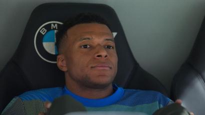 Bild: Manu Fernandez/AP/dpa
Real Madrids Kylian Mbappé kam im Spiel gegen Real Oviedo erst in der 68. Minute von der Bank.