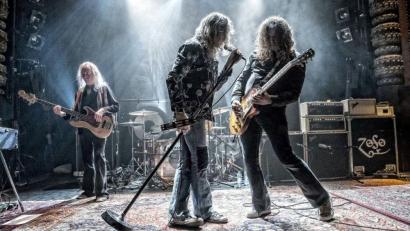 Bild: RobSneltjes/exb
Physical Graffiti zollt Led Zeppelin Tribut in Burglengenfeld.