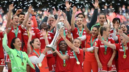 Bild: Fabian Strauch/dpa
Hat viel zu feiern: der FC Bayern.
