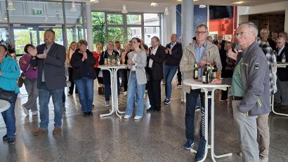 Bild: prh
Über 100 Vertreter von Pirker Vereinen, Organisationen und Einrichtungen folgten der Einladung von Bürgermeister Michael Meiler zum Empfang in der Aula der Josef-Faltenbacher-Schule.