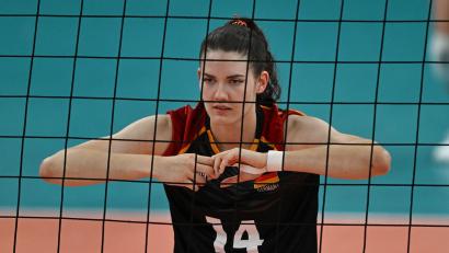 Bild: Arne Dedert/dpa
Marie Schölzel und die deutschen Volleyballerinnen feierten einen gelungenen Start. (Archvbild)