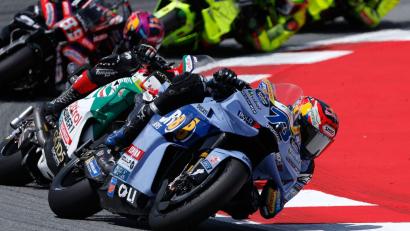 Bild: Joan Monfort/AP/dpa
Àlex Márquez und Johann Zarco stürzten heftig.