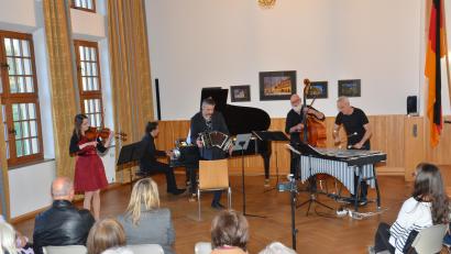 Bild: dob
Das renommierte „Fracanapa-New-Tango-Quintet“ überzeugte mit außergewöhnlicher Sensibilität und technischer Perfektion.