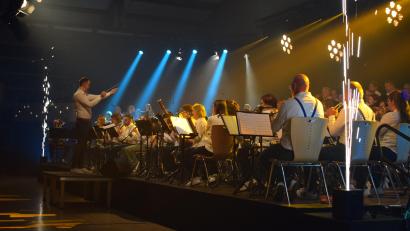 Bild: bnr
Spezielle Lichteffekte unterstützten den musikalischen Ausdruck der dargebotenen Stücke.