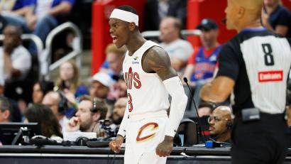 Bild: Duane Burleson/AP/dpa
Dennis Schröder blieb mit zwei Punkten eher unauffällig.