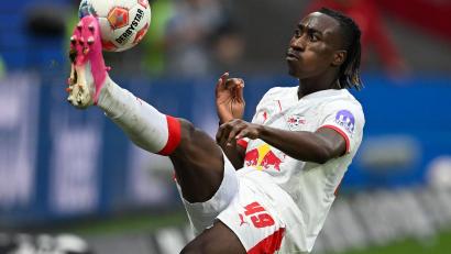 Bild: Florian Wiegand/dpa
Yan Diomande gewann immerhin einen Titel in seiner Premierensaison. (Archivbild)