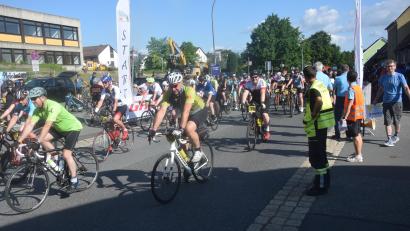 Bild: fz
Start und Ziel der Panoramatour am 28. Juni ist bei der Grund- und Mittelschule für die zehn Strecken.