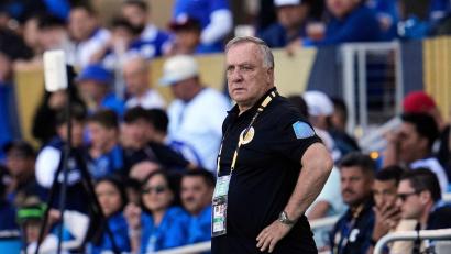 Bild: Godofredo A. Vasquez/AP/dpa
Dick Advocaat betreut Curaçao bei der WM.