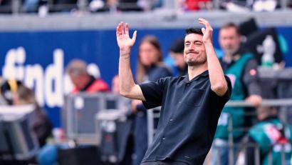 Bild: Uwe Anspach/dpa
Albert Riera leistete sich als Coach von Eintracht Frankfurt einige Fehltritte.