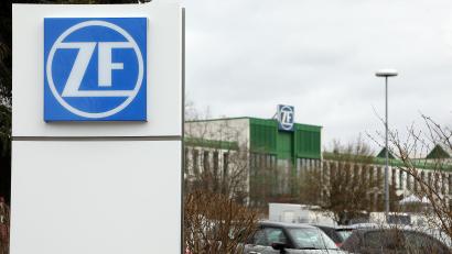 Archivbild: Wolfgang Steinbacher
Bei ZF Auerbach geht es weiter. Dennoch sind weiterhin Arbeitsplätze auf der Streichliste.