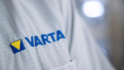 Bild: Marijan Murat/dpa
Varta macht Standort in Nördlingen dicht. (Archivbild)